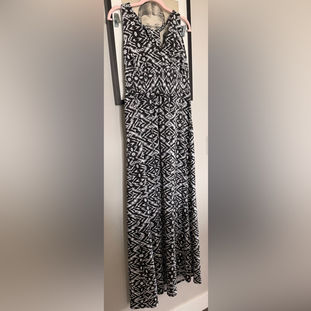 Black & White Aztec Print Maxi Dress